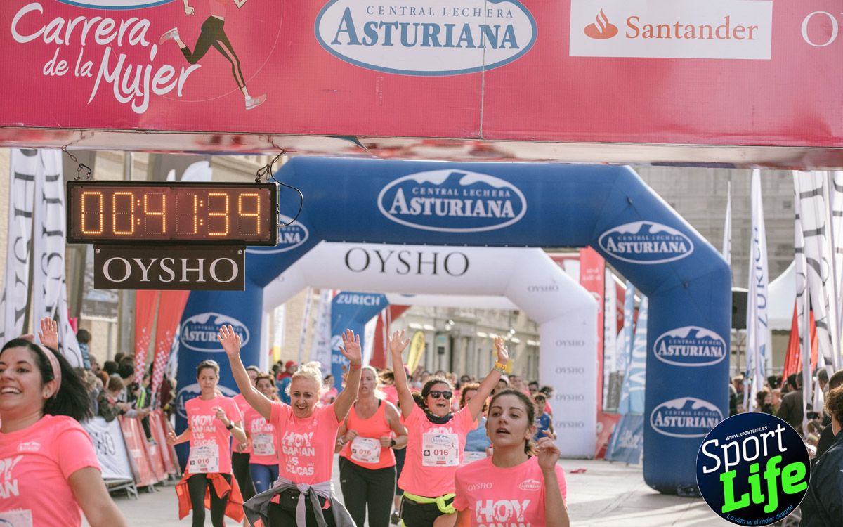 Imágenes de meta de la Carrera de la Mujer de Zaragoza (desde el minuto 41 hasta el final)
