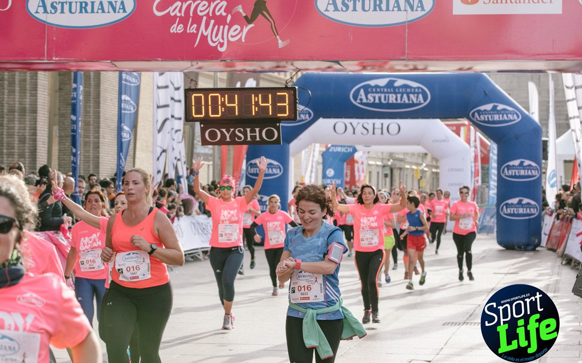 Imágenes de meta de la Carrera de la Mujer de Zaragoza (desde el minuto 41 hasta el final)
