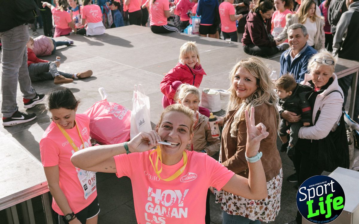 Imágenes de meta de la Carrera de la Mujer de Zaragoza (desde el minuto 41 hasta el final)