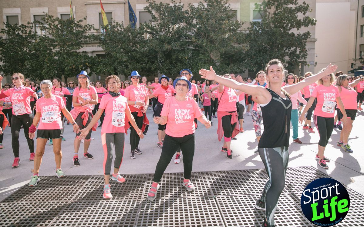 Imágenes de meta de la Carrera de la Mujer de Zaragoza (desde el minuto 41 hasta el final)
