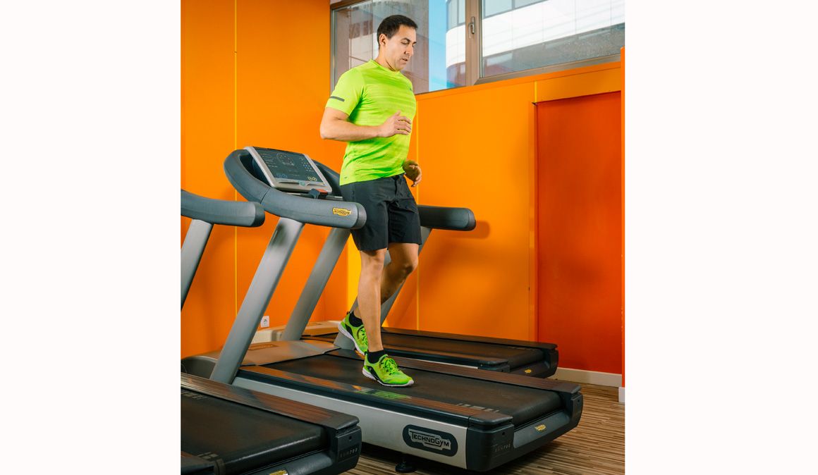 Correr hacia atrás