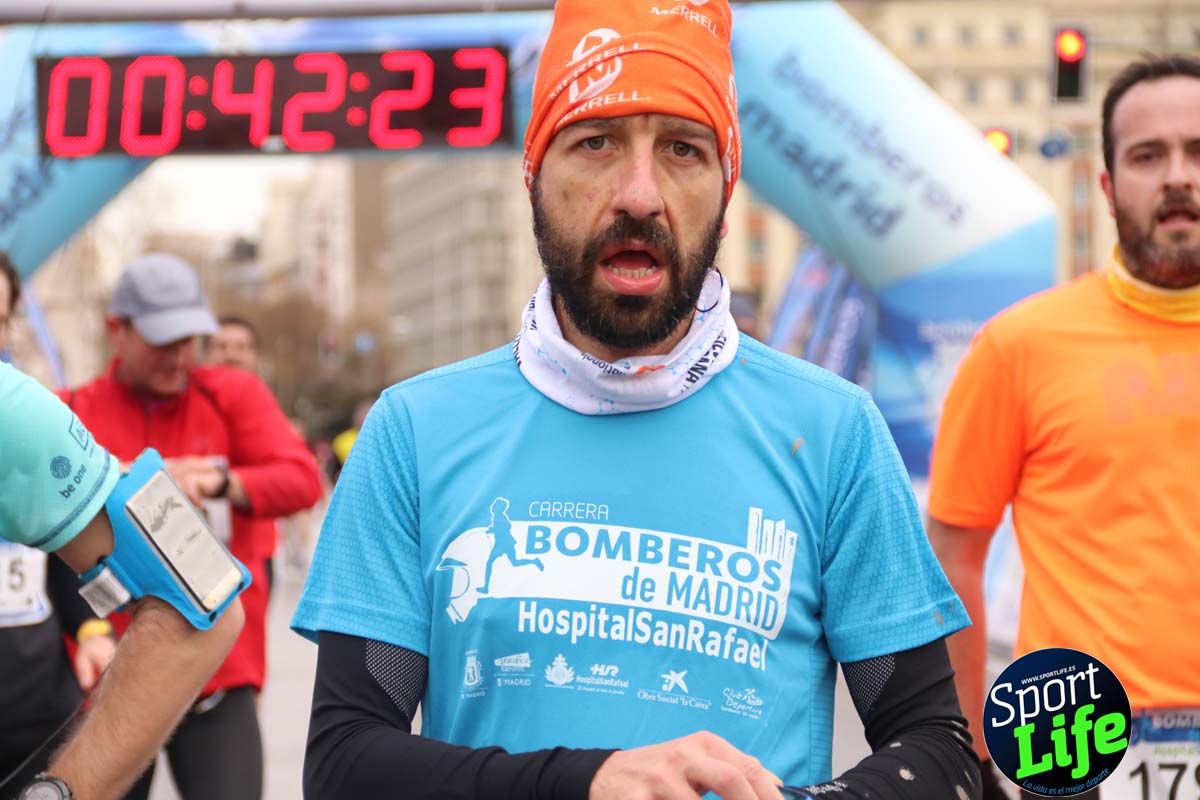 Carrera Bomberos Madrid-Hospital San Rafael meta 3, del minuto 39 al 44