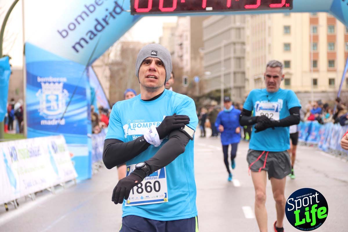Carrera Bomberos Madrid-Hospital San Rafael meta 3, del minuto 39 al 44