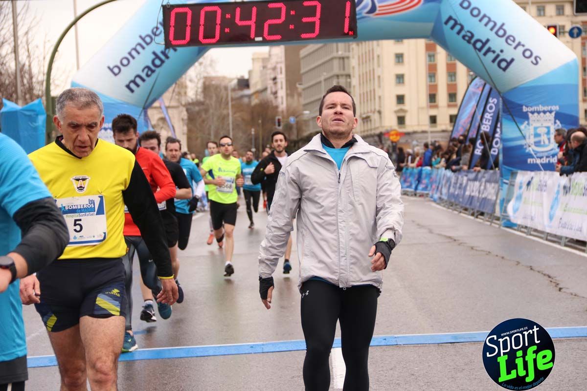 Carrera Bomberos Madrid-Hospital San Rafael meta 3, del minuto 39 al 44