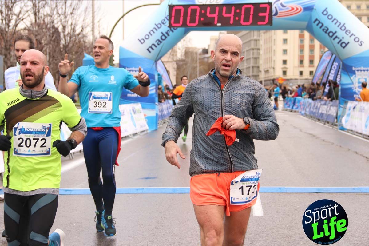 Carrera Bomberos Madrid-Hospital San Rafael meta 3, del minuto 39 al 44