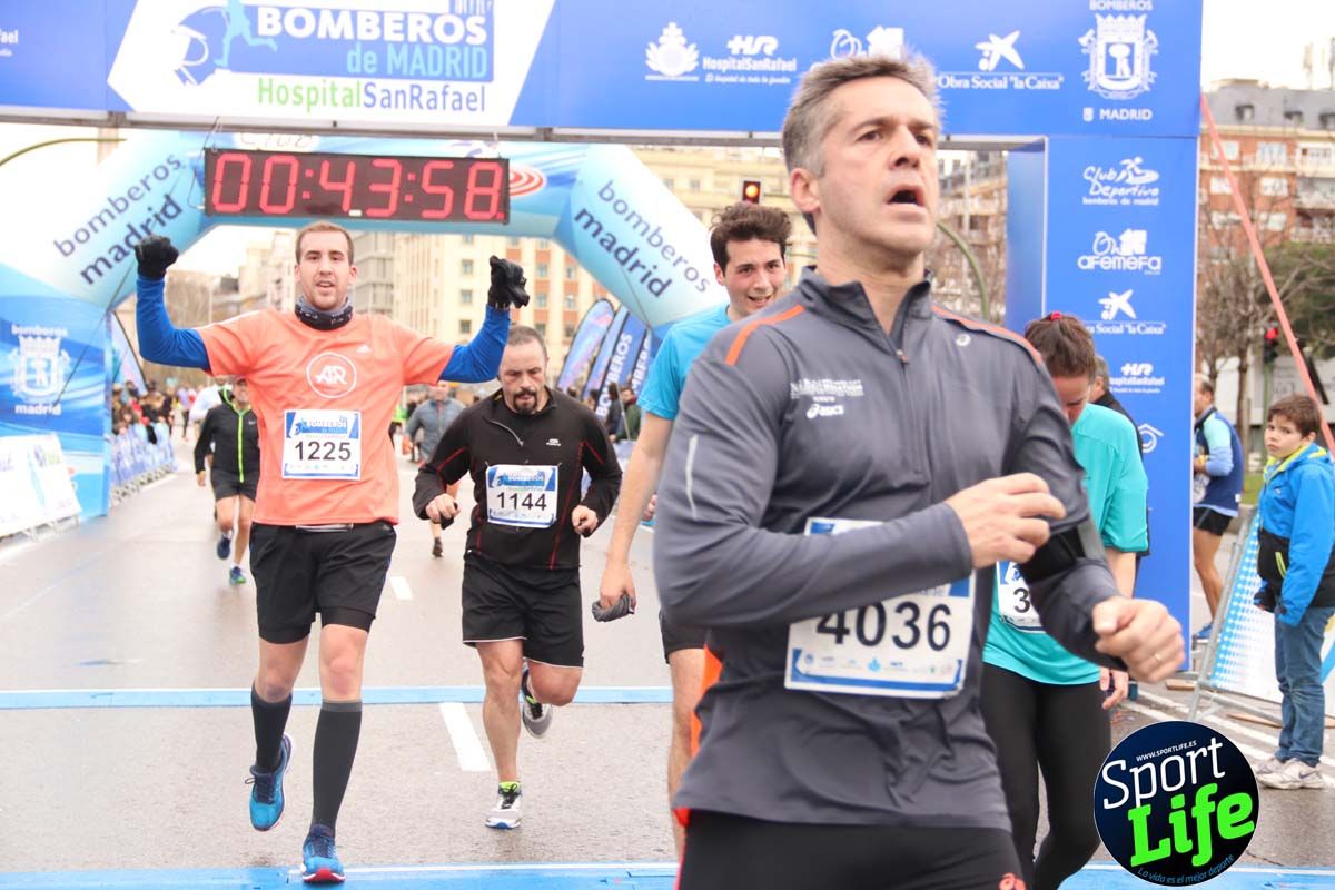 Carrera Bomberos Madrid-Hospital San Rafael meta 3, del minuto 39 al 44