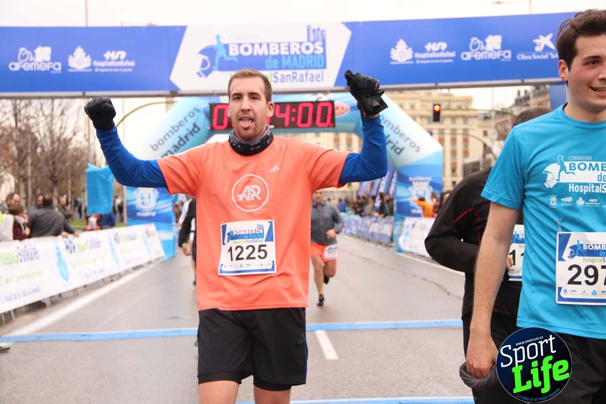 Carrera Bomberos Madrid-Hospital San Rafael meta 3, del minuto 39 al 44