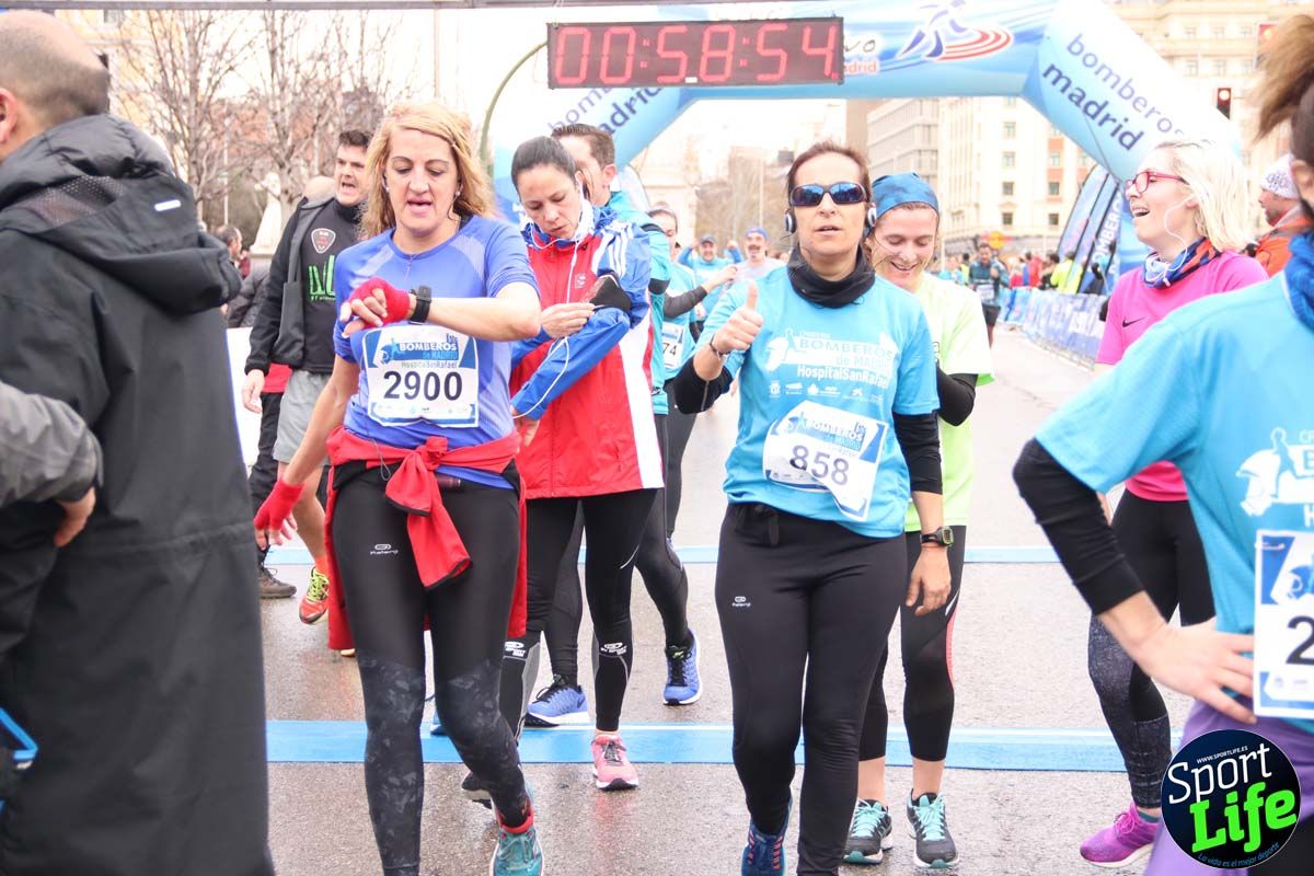 Carrera de Bomberos de Madrid-Hospital San Rafael meta 7, del minuto 55 a 1h