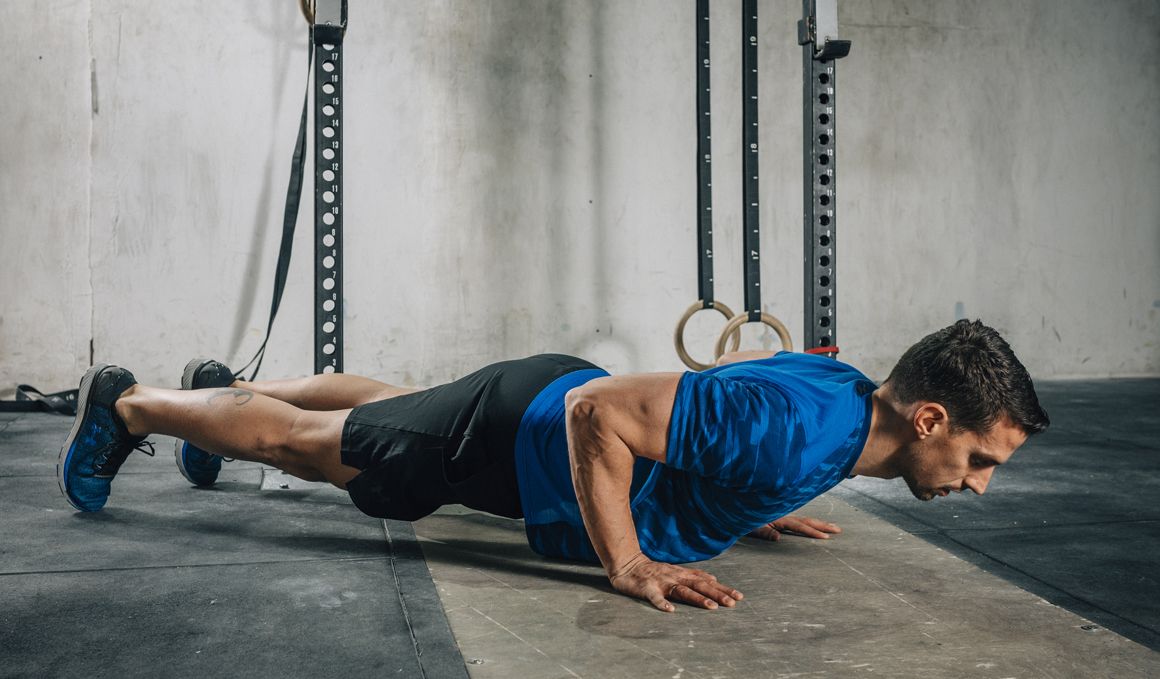 Entrenamiento de fuerza con poleas y autocargas