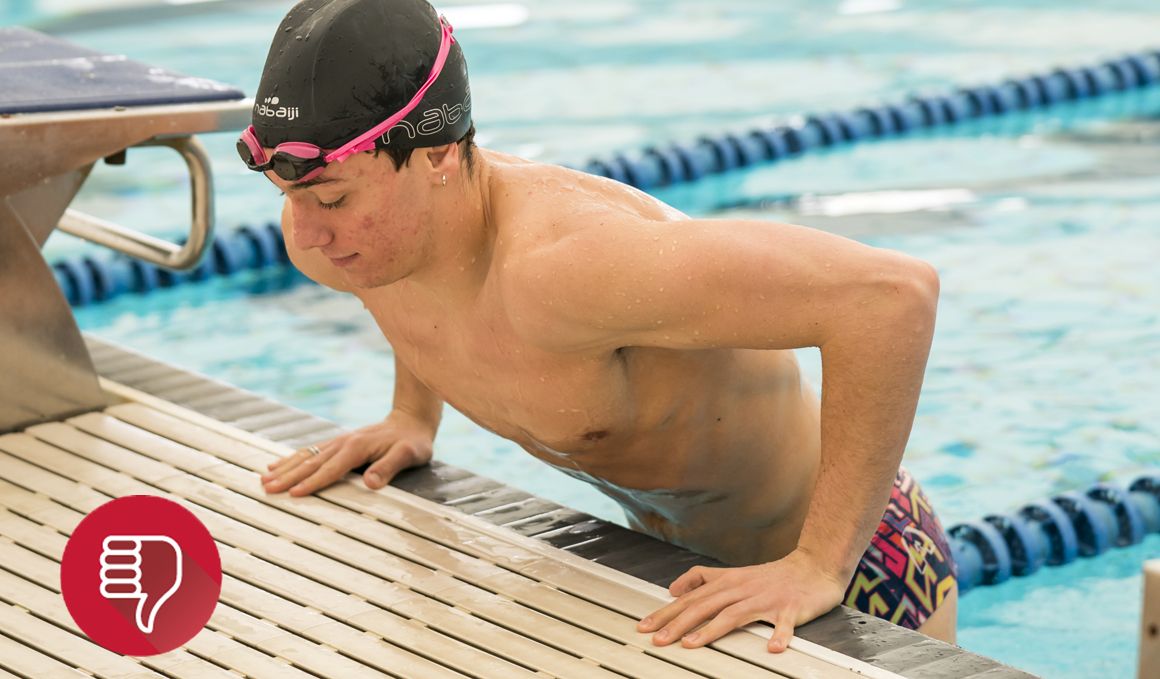 5 ejercicios para entrenar fuerza en la piscina