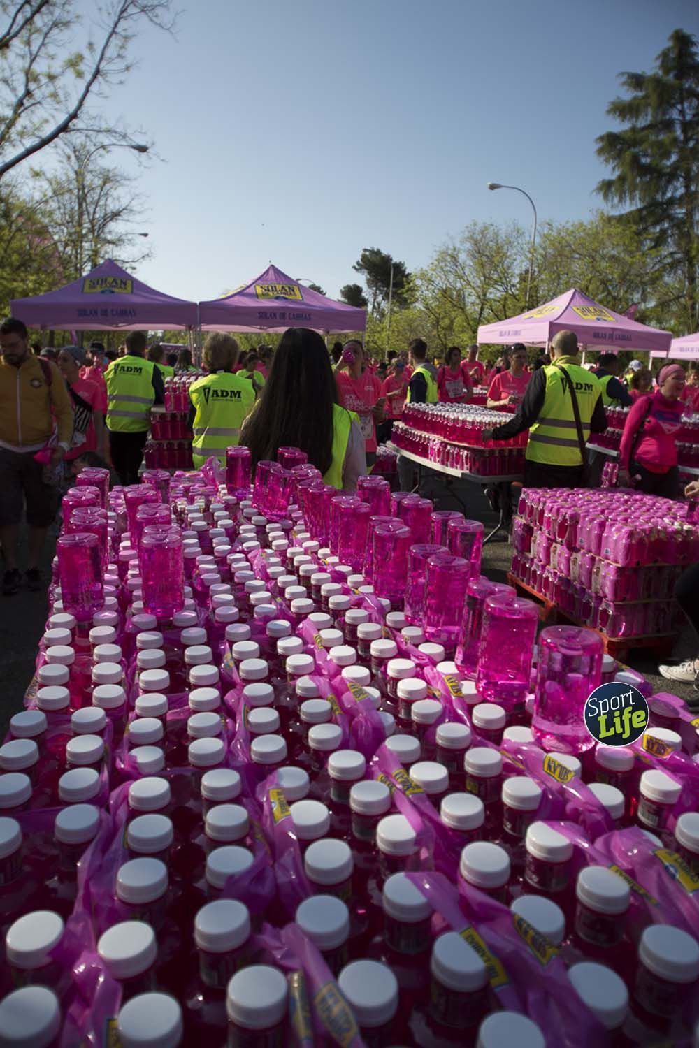 Entrega de premios y actividades post Carrera de la Mujer de Madrid