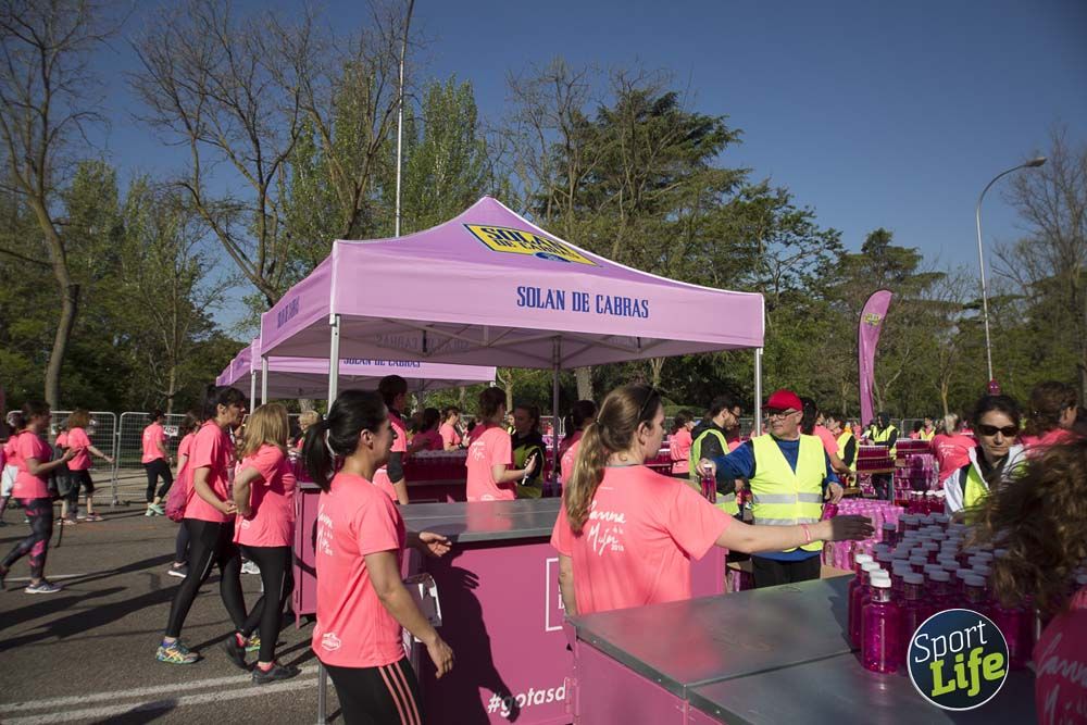 Entrega de premios y actividades post Carrera de la Mujer de Madrid