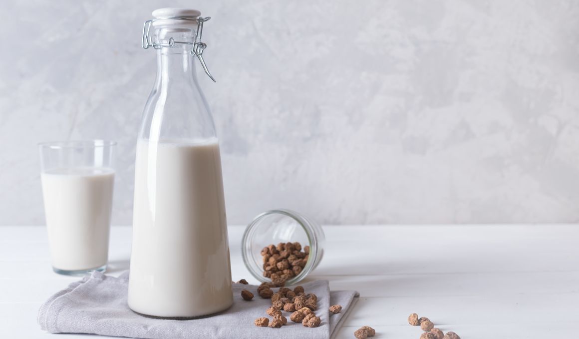 La horchata sin azúcar es una bebida vegetal saludable y fitness