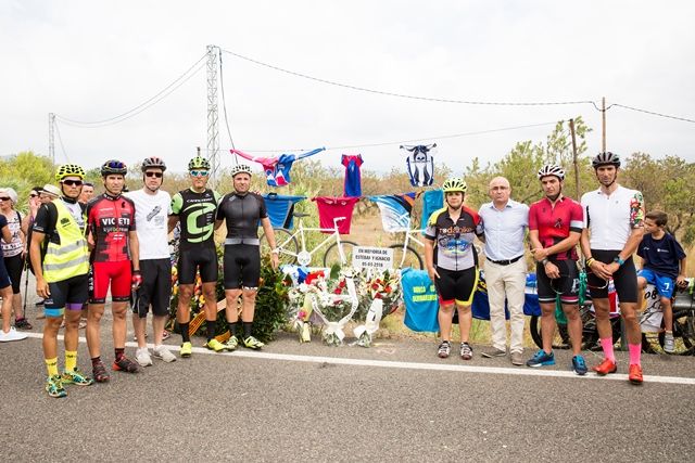 2500 ciclistas se manifiestan por una ley justa