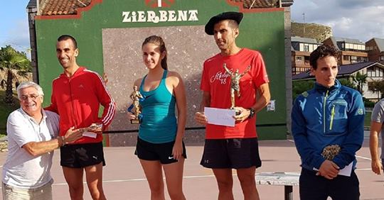 150 euros para el primer chico, una cena para la primera chica