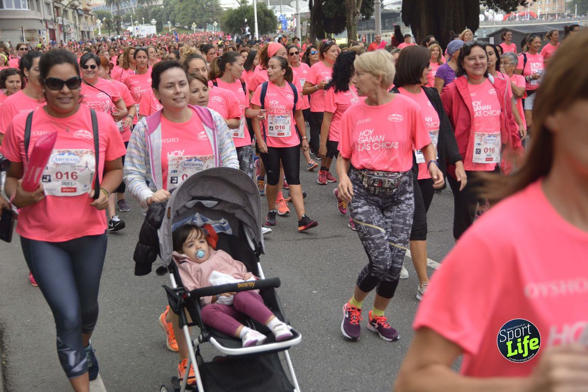 Las 30 mejores fotos de la Carrera de la Mujer de A Coruña