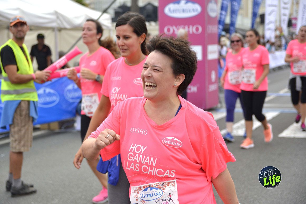 La Carrera de la Mujer de A Coruña en fotos