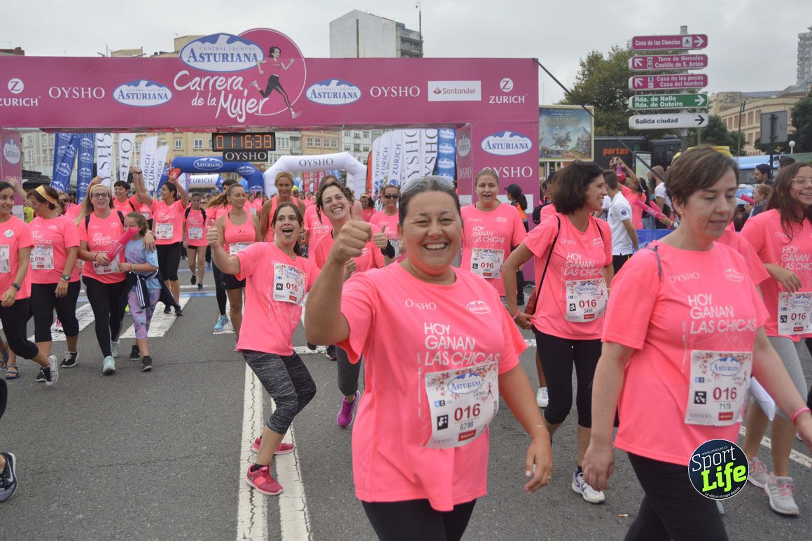 La Carrera de la Mujer de A Coruña dejó estas fotos