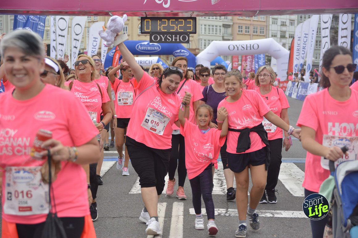 La Carrera de la Mujer de A Coruña dejó estas fotos