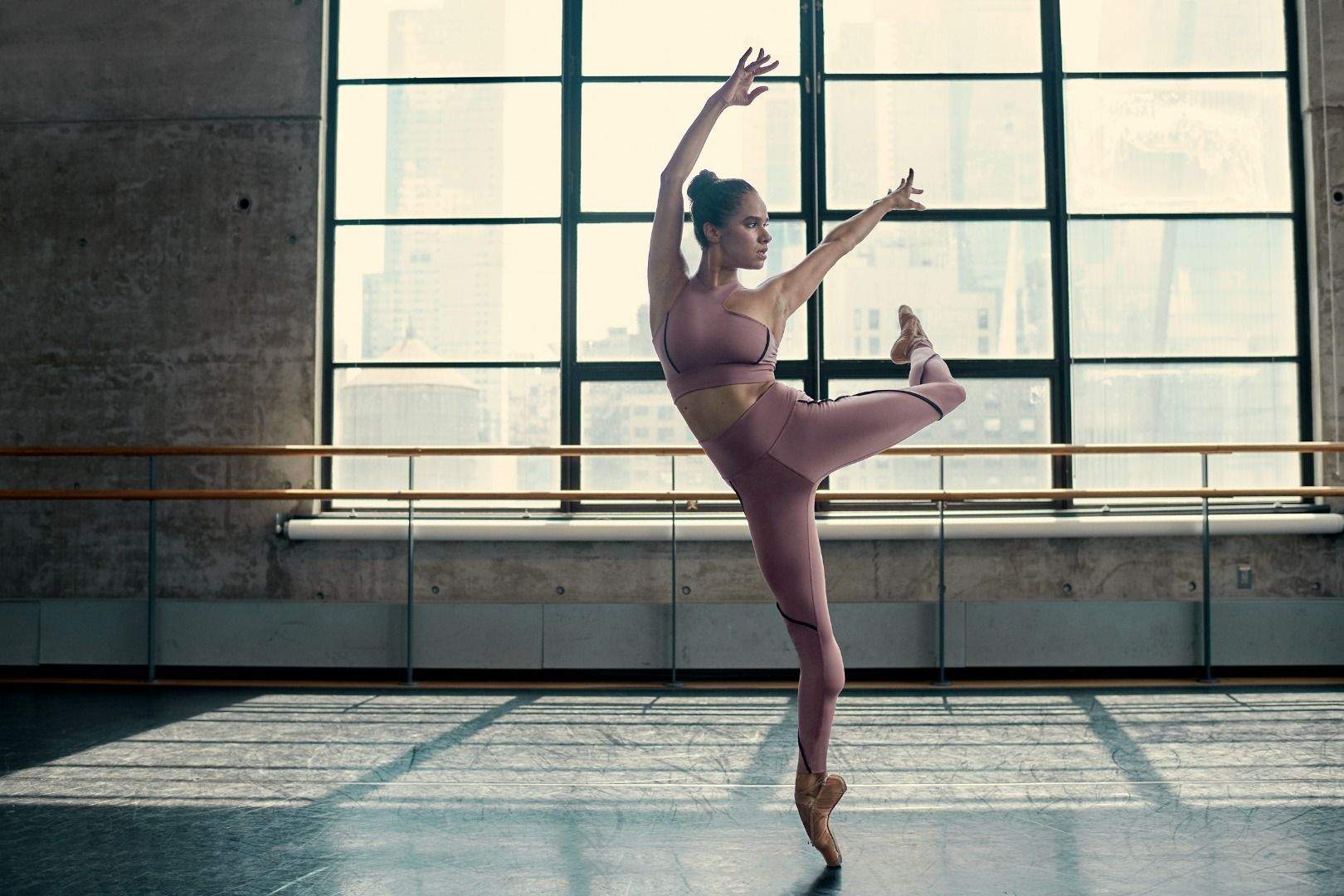 Under Armour junta a sus mejores deportistas en Will makes us family