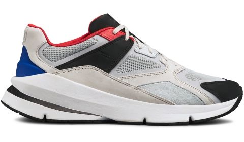 El modelo que recuerda los primeros pasos de Under Armour