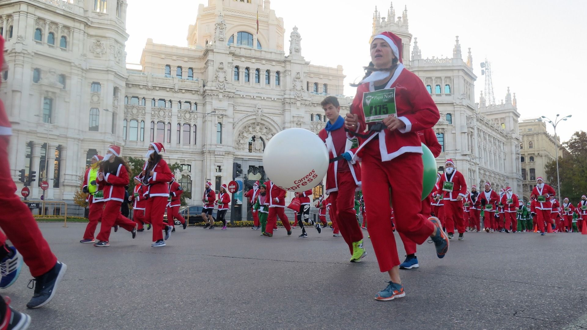 El Ambiente de la Carrera de Papá Noel 2018-7