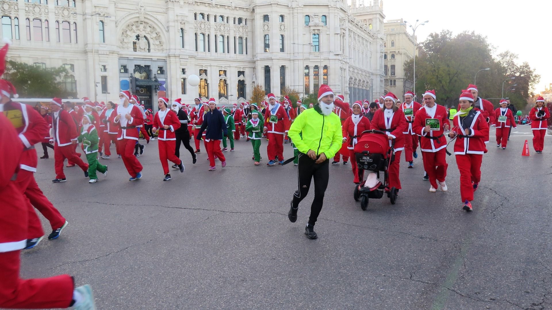 El Ambiente de la Carrera de Papá Noel 2018-10