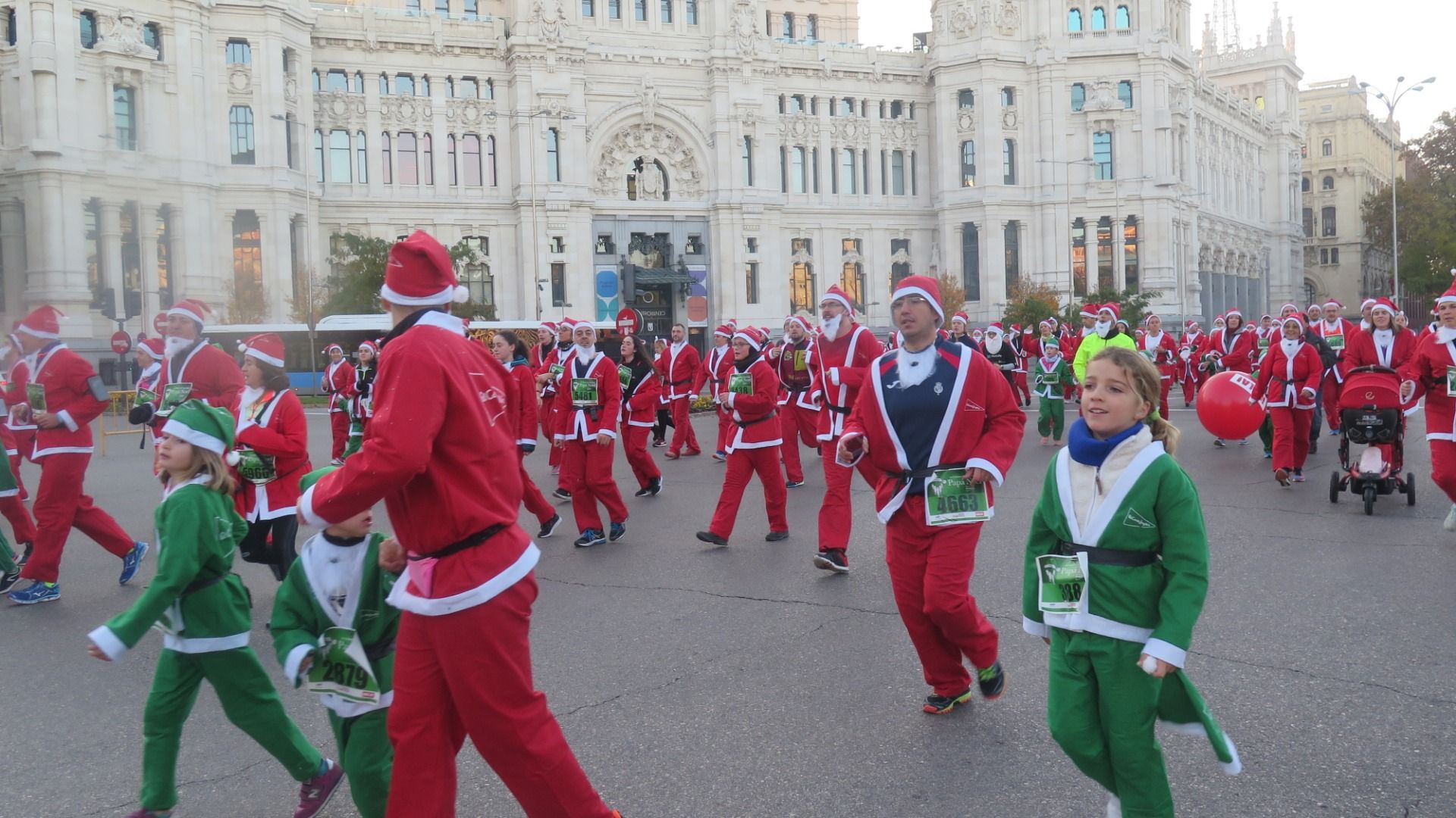 El Ambiente de la Carrera de Papá Noel 2018-10