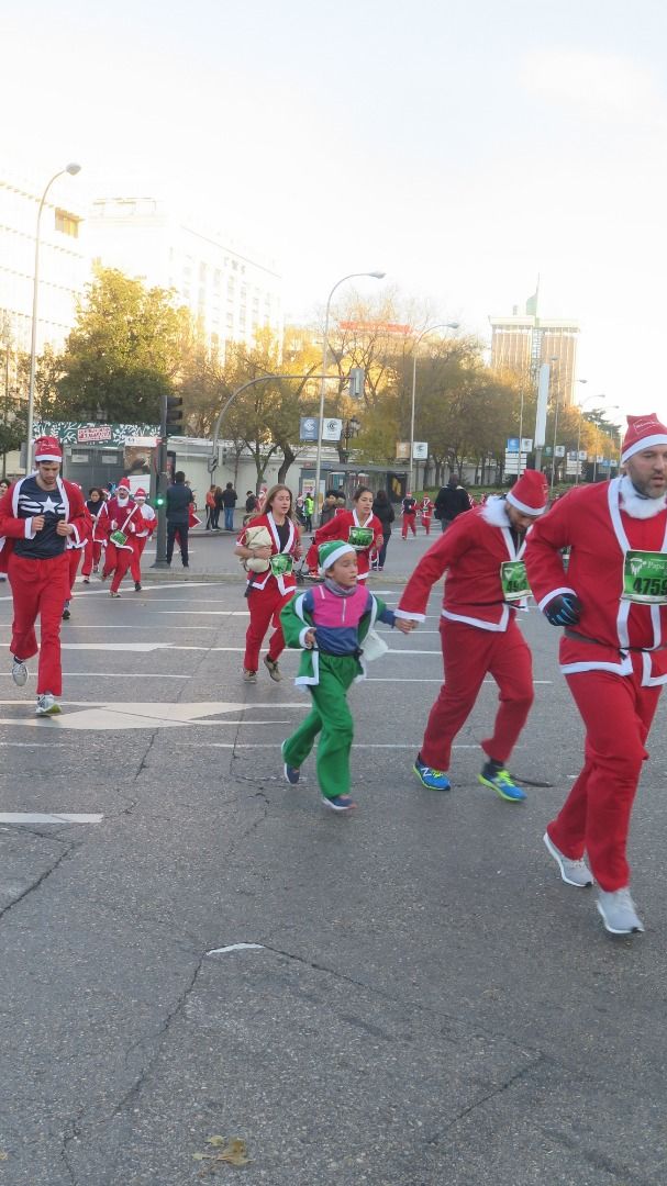 El Ambiente de la Carrera de Papá Noel 2018-11