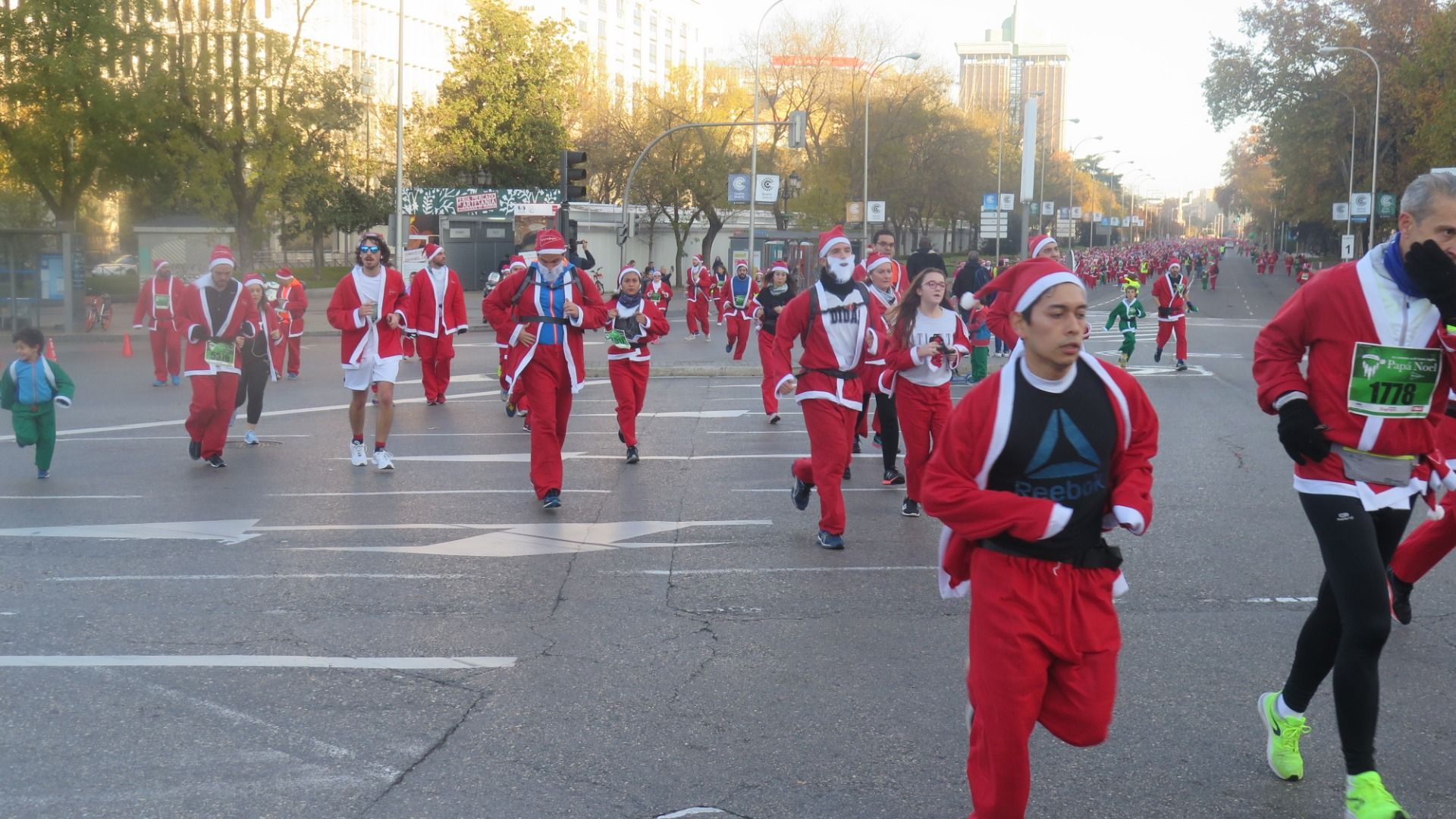 El Ambiente de la Carrera de Papá Noel 2018-14