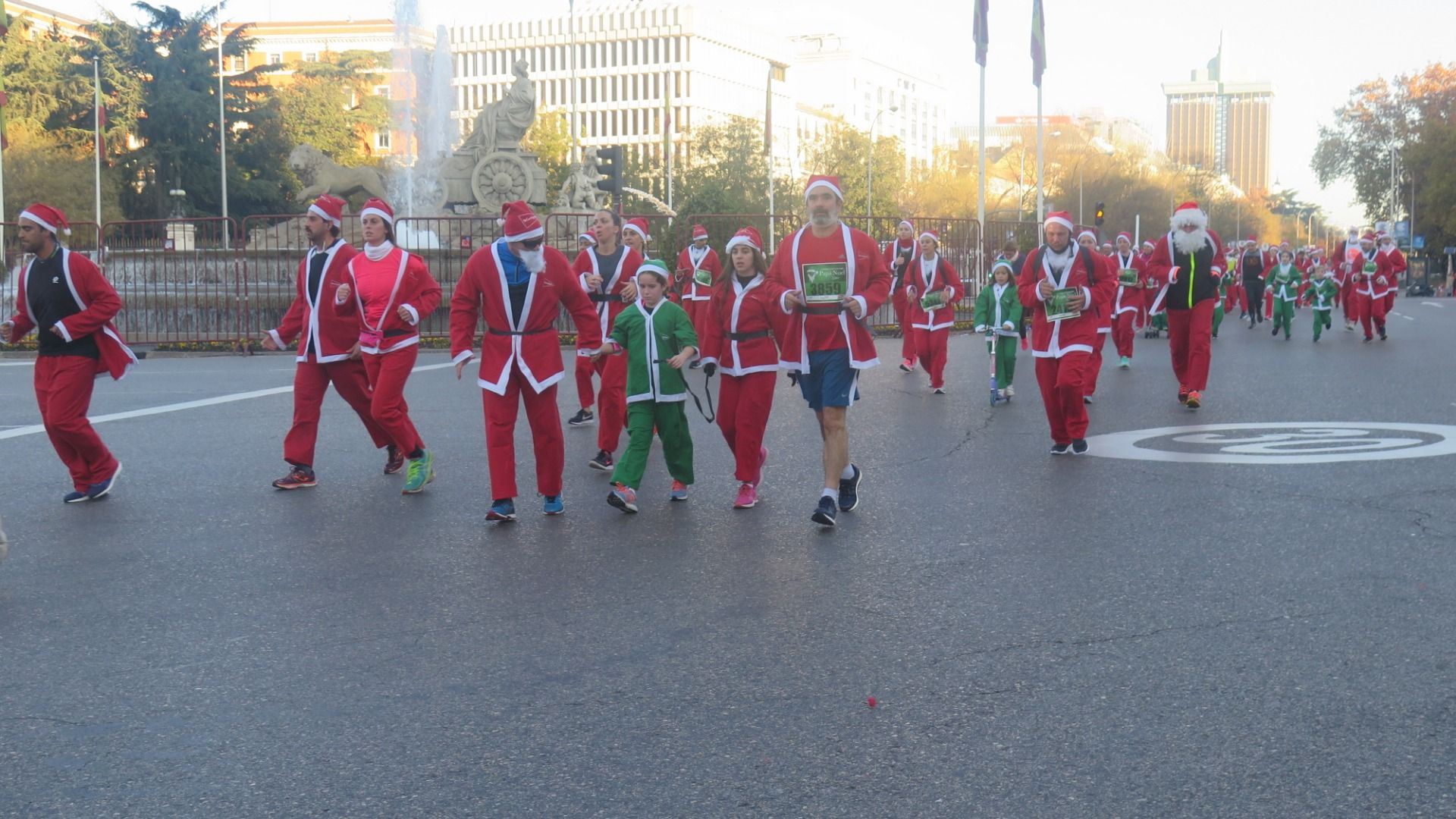 El Ambiente de la Carrera de Papá Noel 2018-16