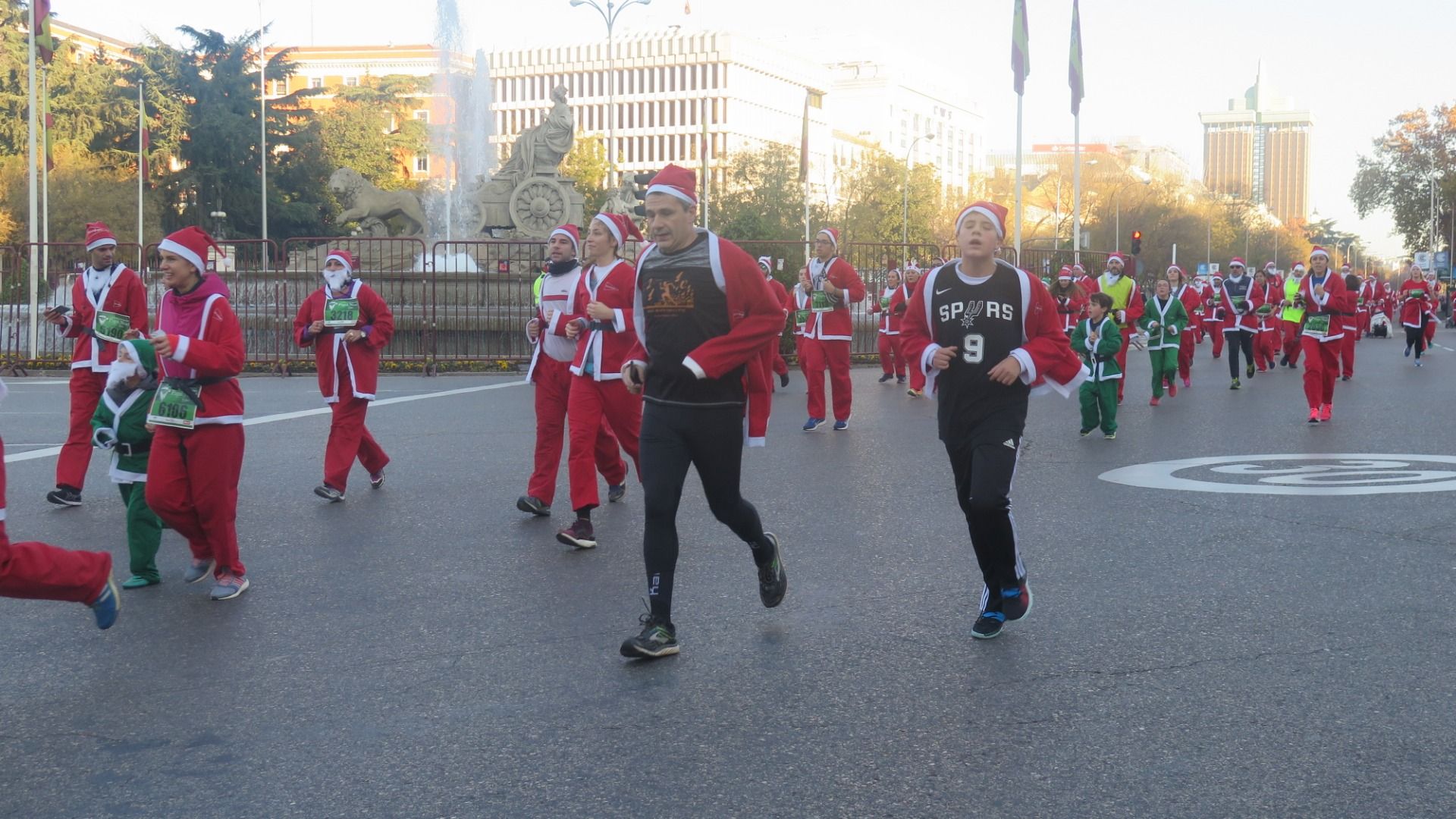 El Ambiente de la Carrera de Papá Noel 2018-16