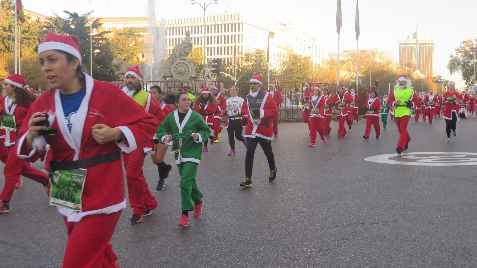 El Ambiente de la Carrera de Papá Noel 2018-16