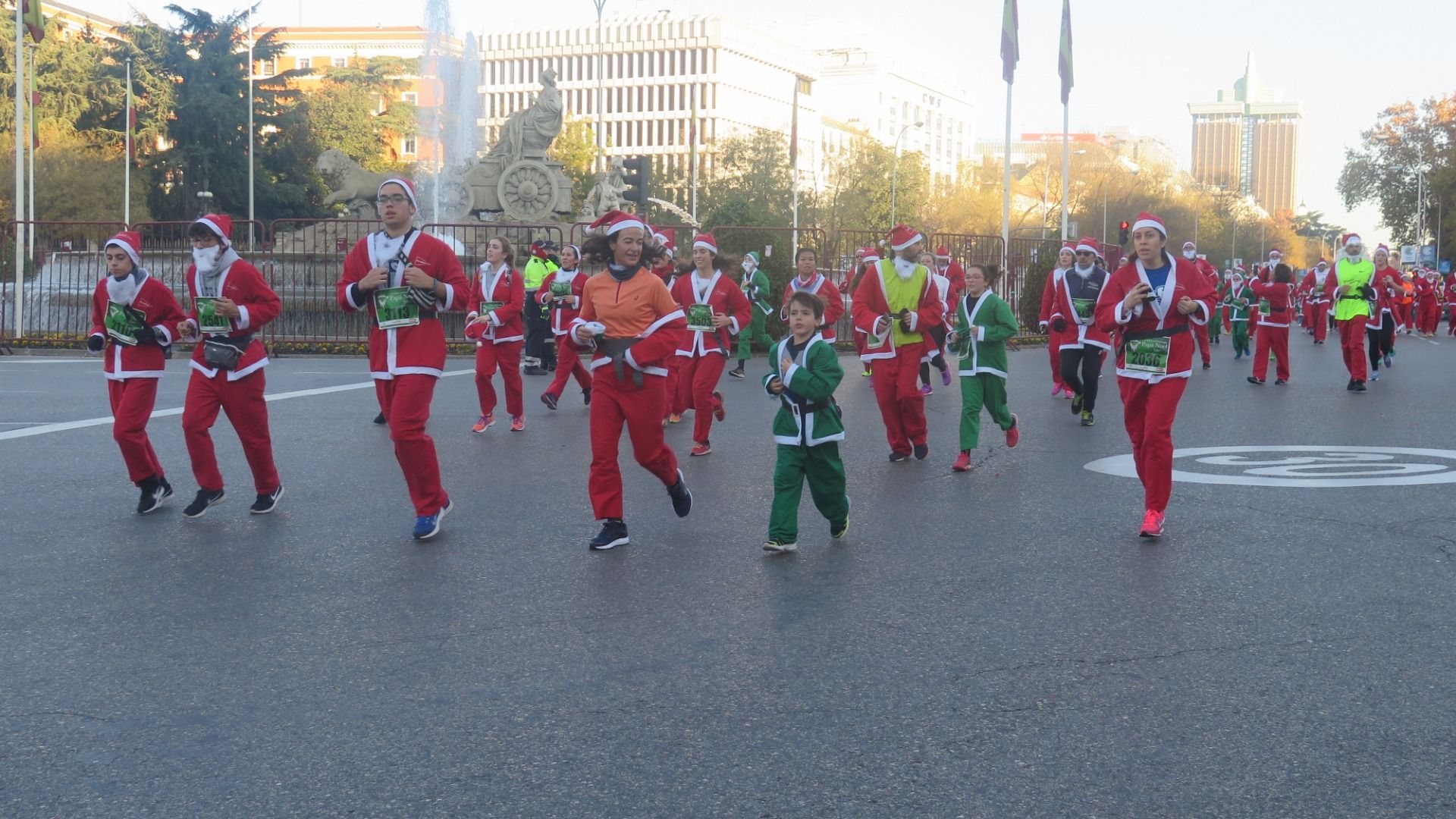El Ambiente de la Carrera de Papá Noel 2018-16