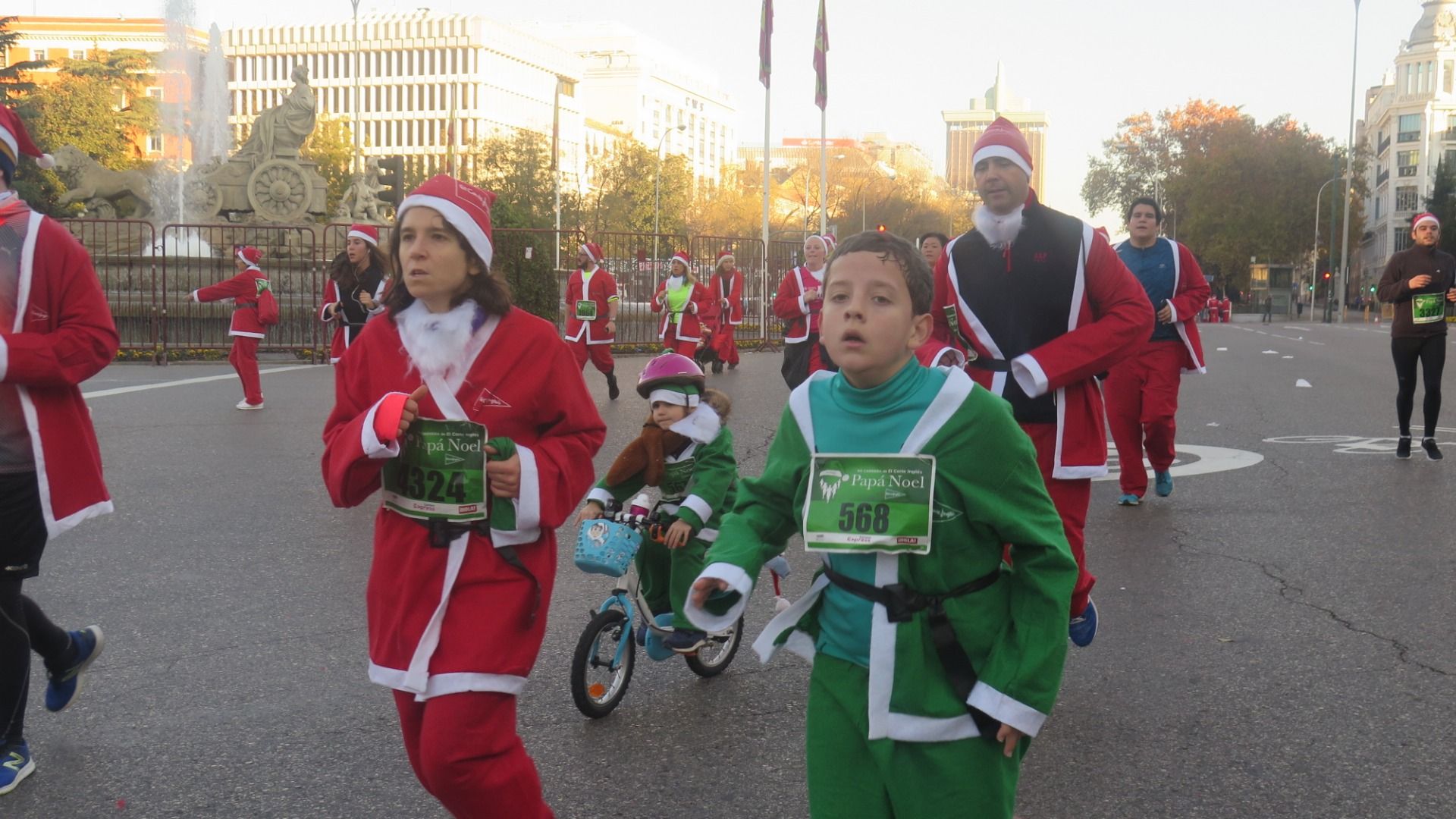 El Ambiente de la Carrera de Papá Noel 2018-15