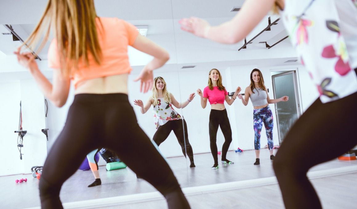 La danza del vientre es un buen ejercicio para trabajar los músculos del core.