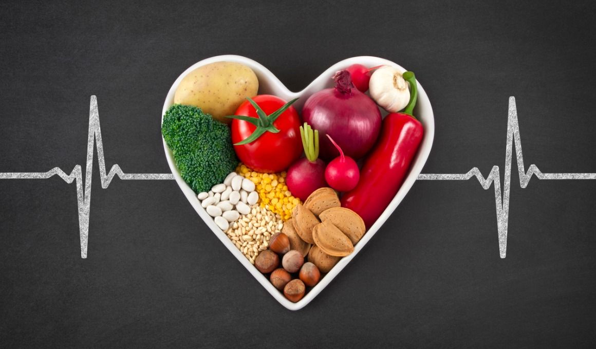 La alimentación es crucial para mantener los niveles de colesterol en el umbral saludable.