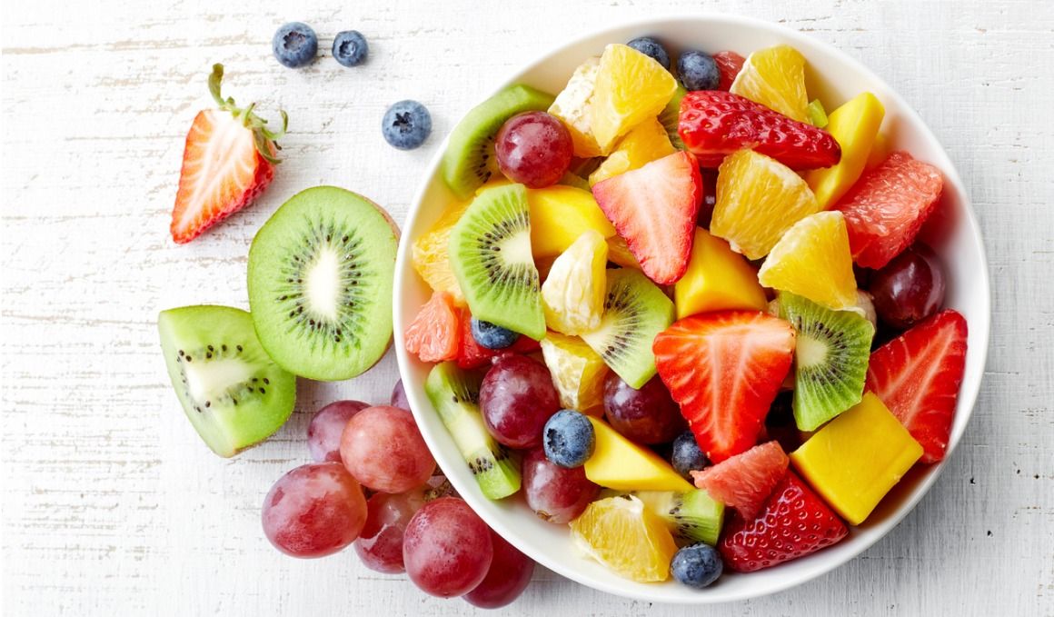 Las frutas son muy importantes en una dieta para acelerar el metabolismo.