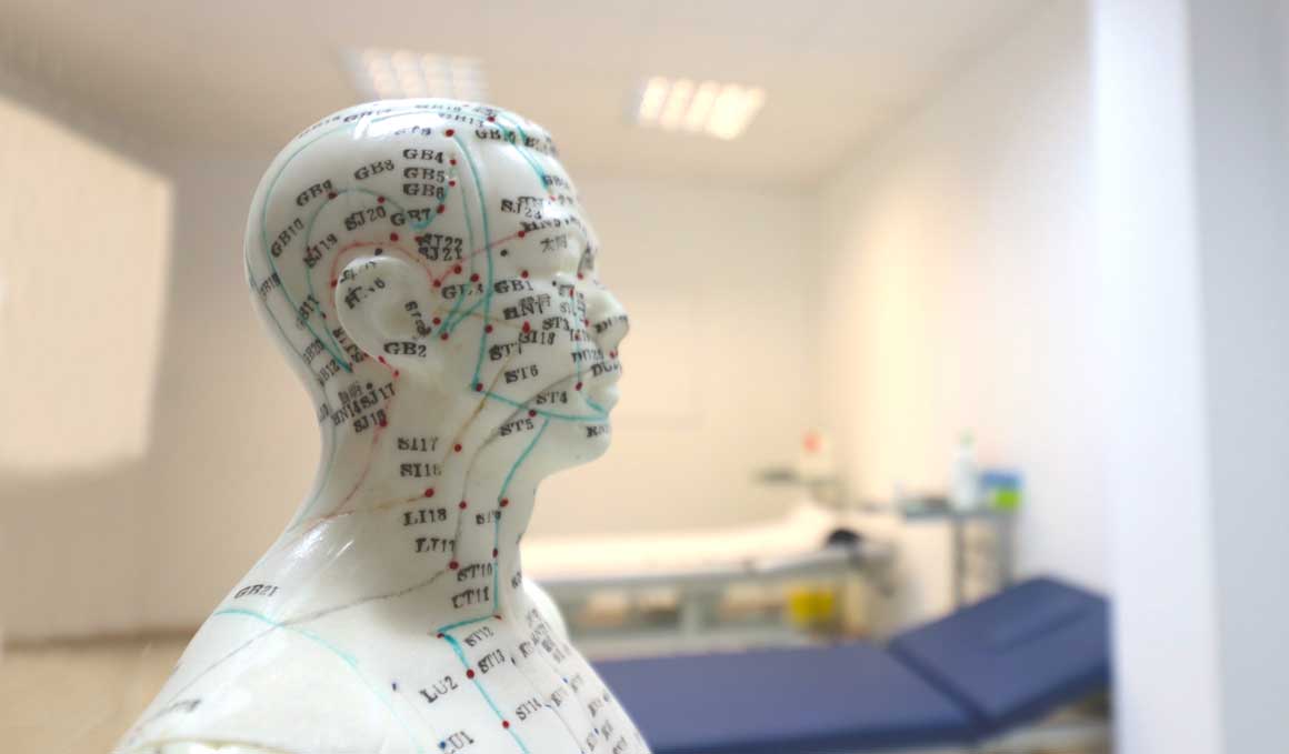 El Parkinson y el Alzheimer pueden tratarse con acupuntura permanente