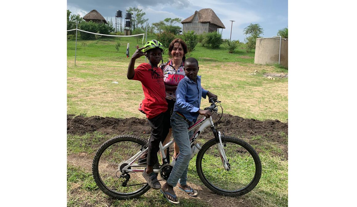 Bike Challenge Rwenzori, una aventura solidaria en bici por Uganda con Kelele Africa