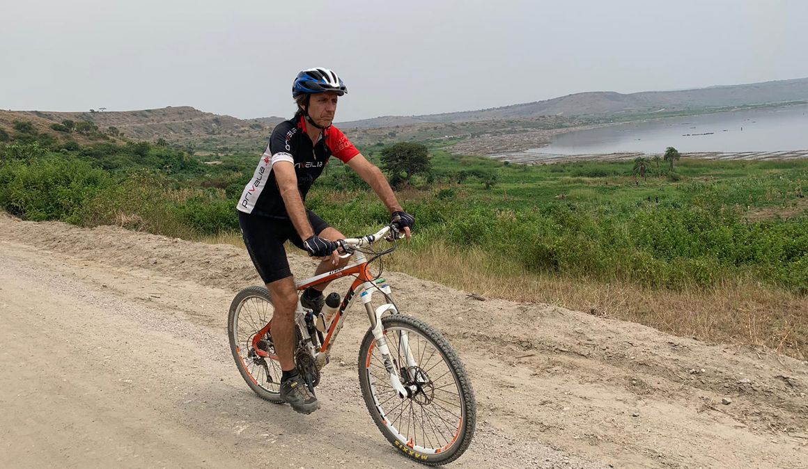 Bike Challenge Rwenzori, una aventura solidaria en bici por Uganda con Kelele Africa