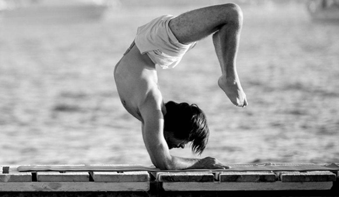 El Maestro de Yoga Yiannis Andritsos vuelve a Soma Life Center
