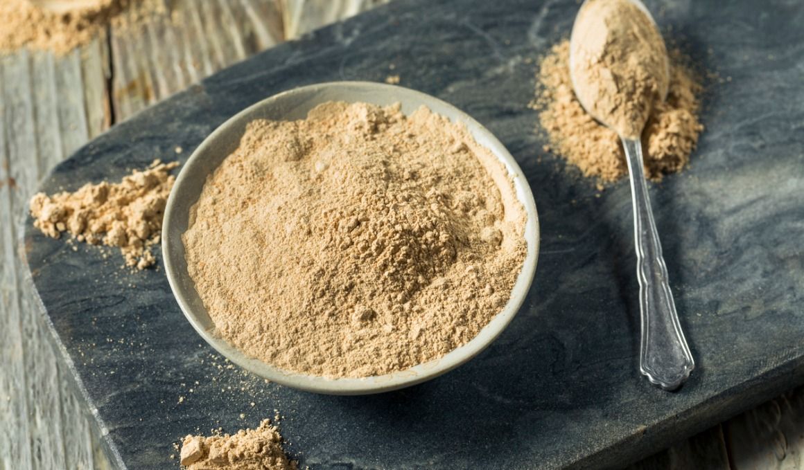 La maca nos aporta energía, es afrodisíaca y contiene hierro y vitamina C.