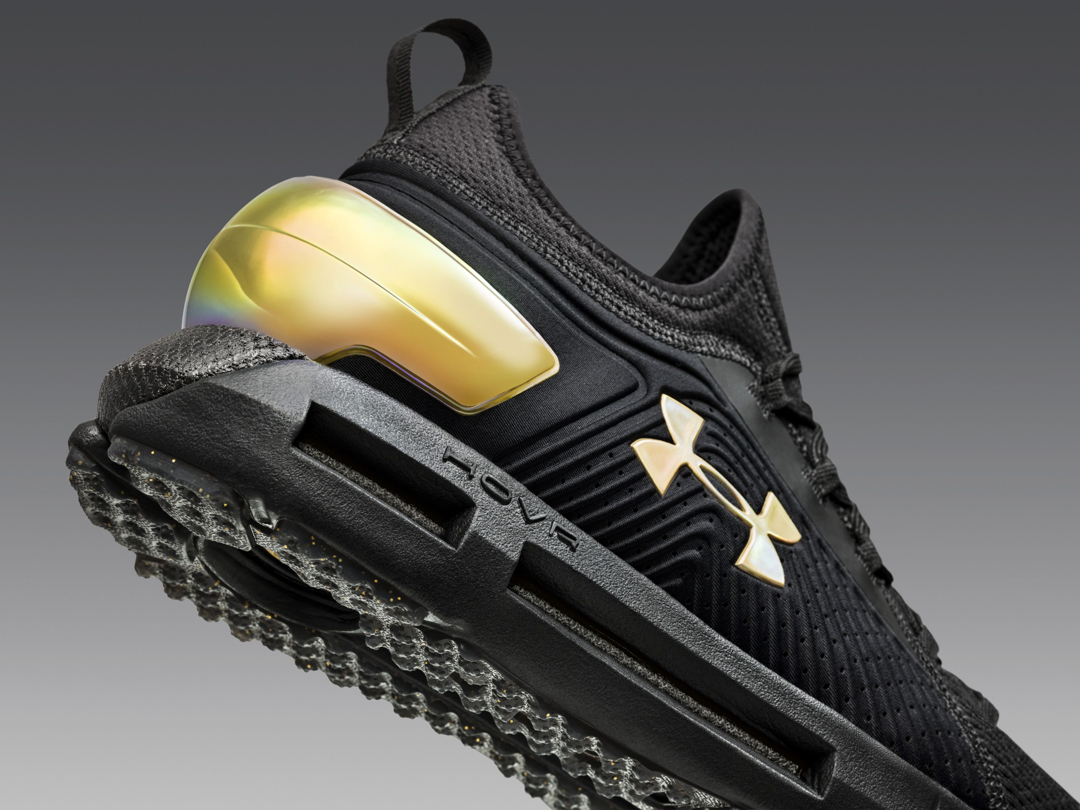 Espectacular la Sport Edition de las Under Armour Phantom