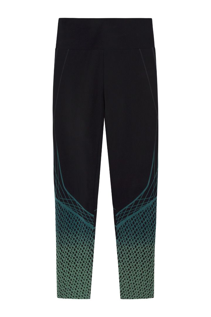 La nueva colección Oysho_Sport para el deporte al aire libre