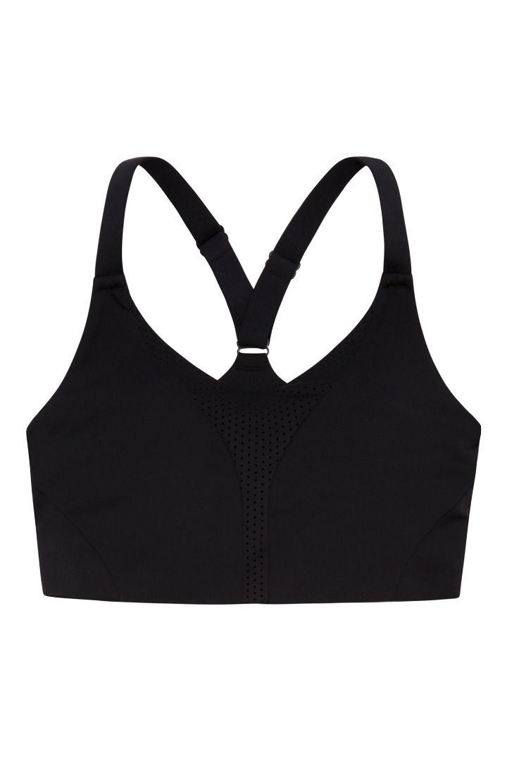 La nueva colección Oysho_Sport para el deporte al aire libre