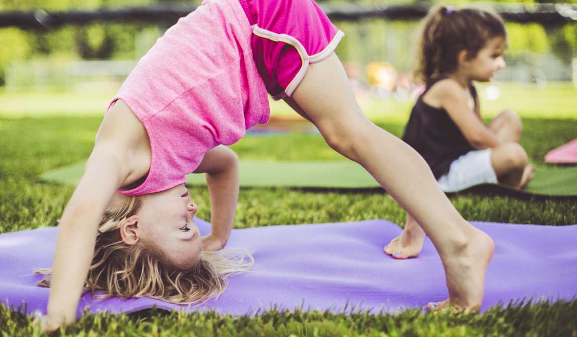 Yoga para niños, las asanas para tranquilizarlo o activarlos