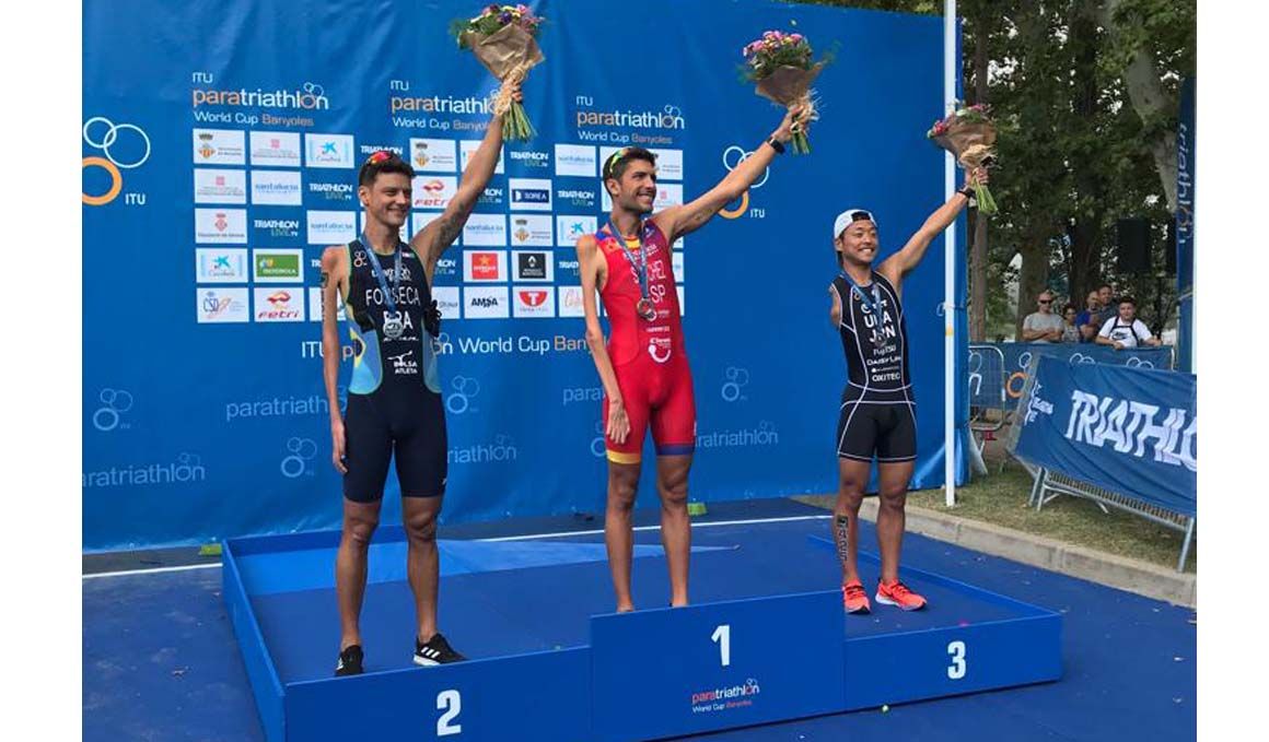 El paratriatleta Alejandro Fernández Palomero se clasifica para Tokio en Banyoles