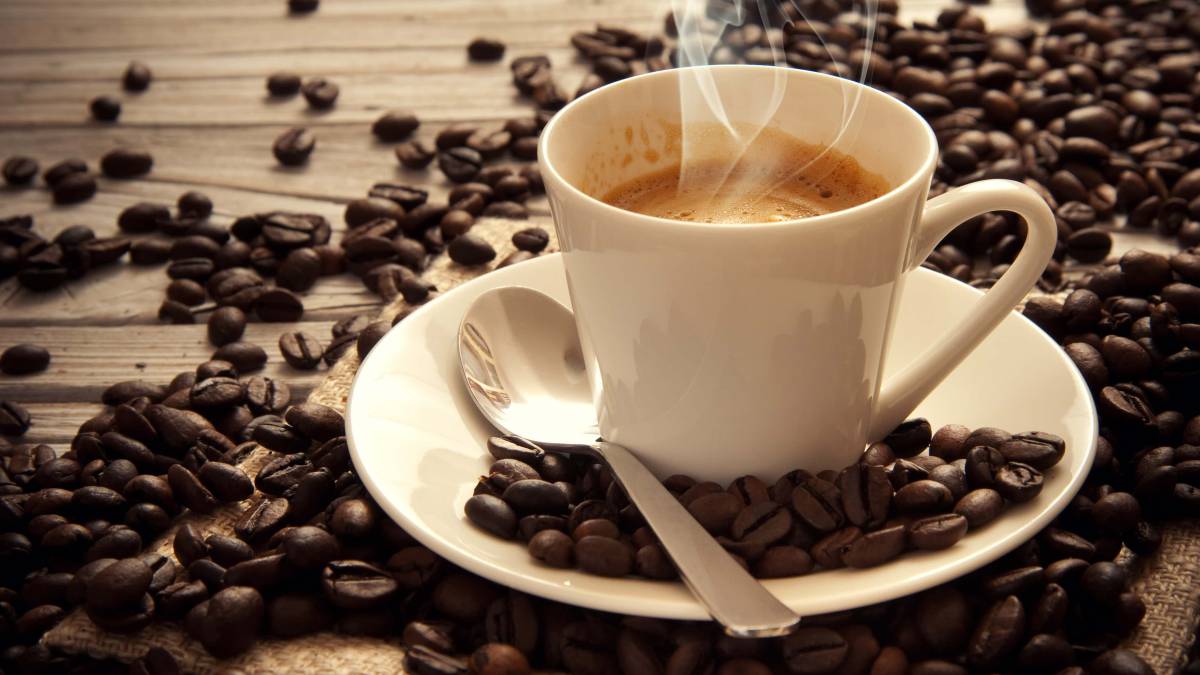 Tres cafés al día puede causarte migrañas