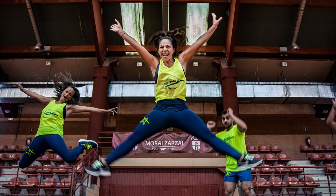 Maratones de baile solidarios para ayudar a niños y mascostas